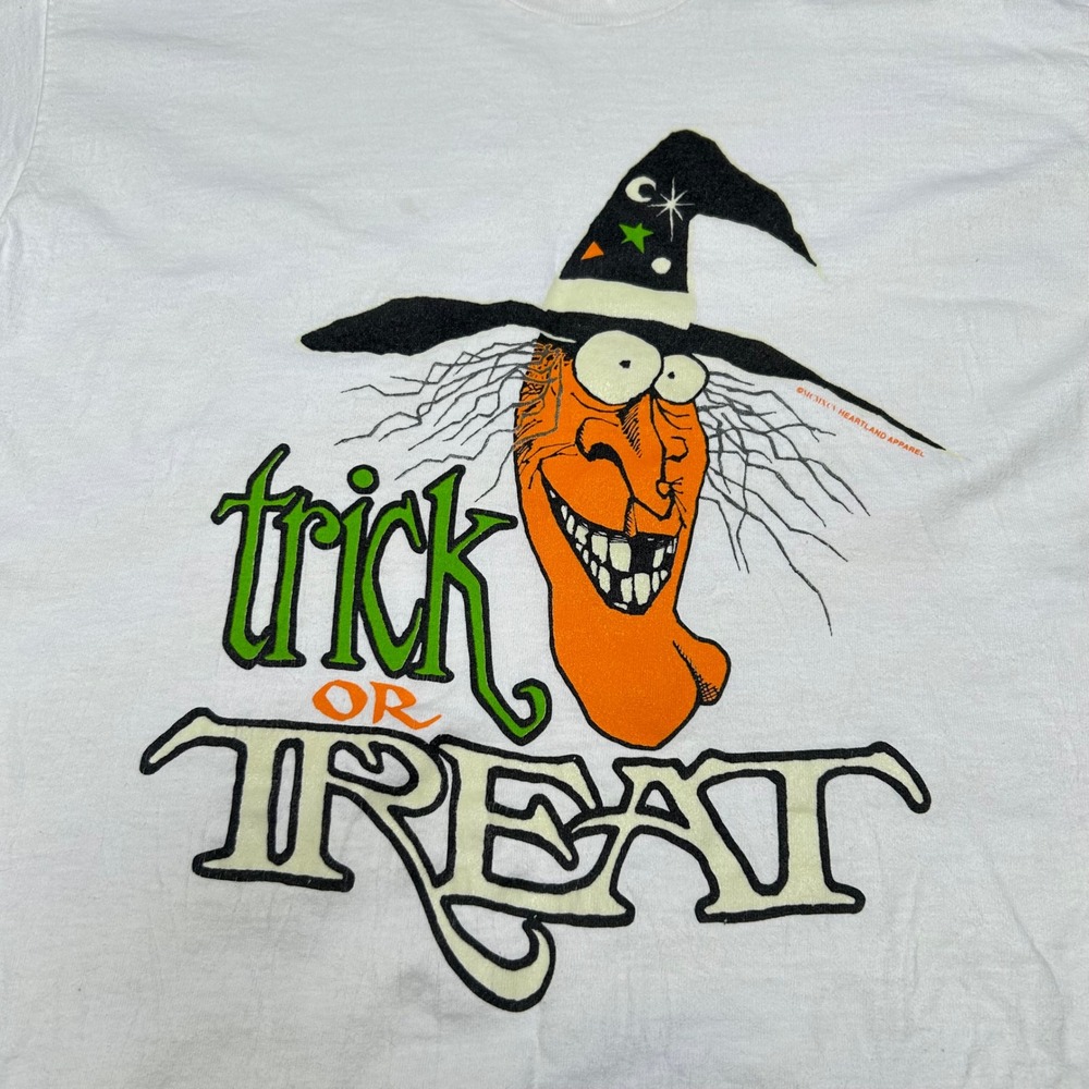 Vintage Trick or Treat Halloween T-Shirt Adult Large Glow in The Dark